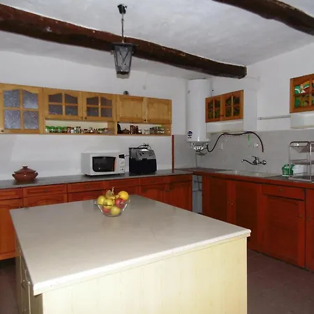Guest house Rastovets *